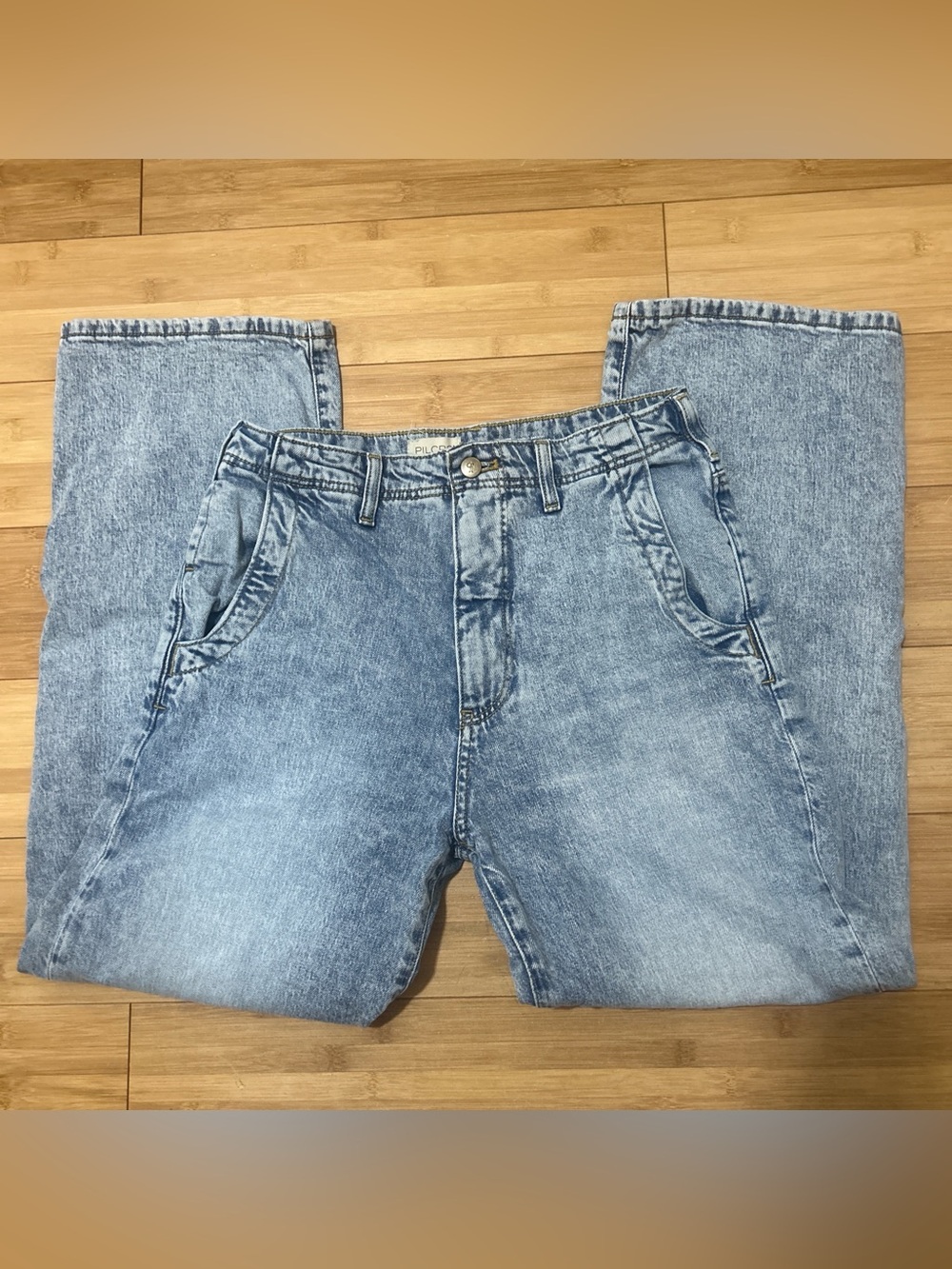 Pilcro Light Blue Relaxed Fit women’s Jeans